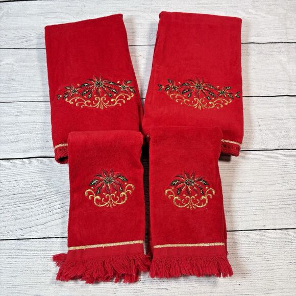 Vintage 4pc Christmas Towel Set 2 Hand 2 Fingertip Red Gold Embroider Poinsettia - Picture 1 of 5
